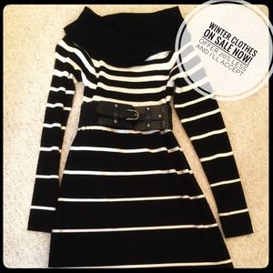 White House Black Market knit long sleeved dress